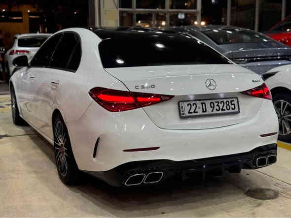 مارسيدس c300 
رقم اربيل 
موديل 2023 
ماشيه 24 الف 
سلايت 
جلد 
تحكم مقاعد كهرباء 
خزن وضعيات السائق والراكب 
كت amg 
لايت بك لايت لد 
حساسات 
شاشه حجم كبير 
للاستفسار
*********** 
*********** بغداد
