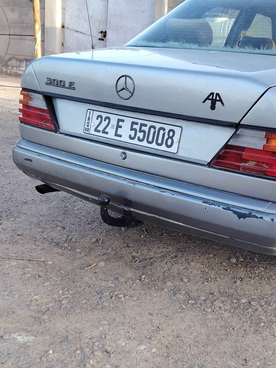 السلام عليكم للبيع مارسدس موديل ٨٦ سياره حلوه وجاهزه بسمي تحويل ثاني يوم مكينه ففتي السعر٥٥ وبيهه مجال مكاني كوت الرقم ***********
