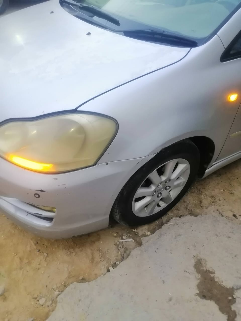 افضل مانبتدي بهي الصلاة على محمد وآل محمد اسلام عليكم  ابصم كرستال  اصلي موديل 2004 رقم نكليزي بسمي  رقم بصره مكفوله من الكصه والعيب  الشرعي بيهه قطعه جاملغ مبدل تخم تايرات محرك فول حداديه تبريد ثلاثه قطع ثلج  اتصل على الرقم *********** مكان النجف الاشرف السعر 128 وبيهه مجال
