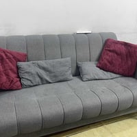 كنبة ٧ مقاعد • قابل للتفاوض