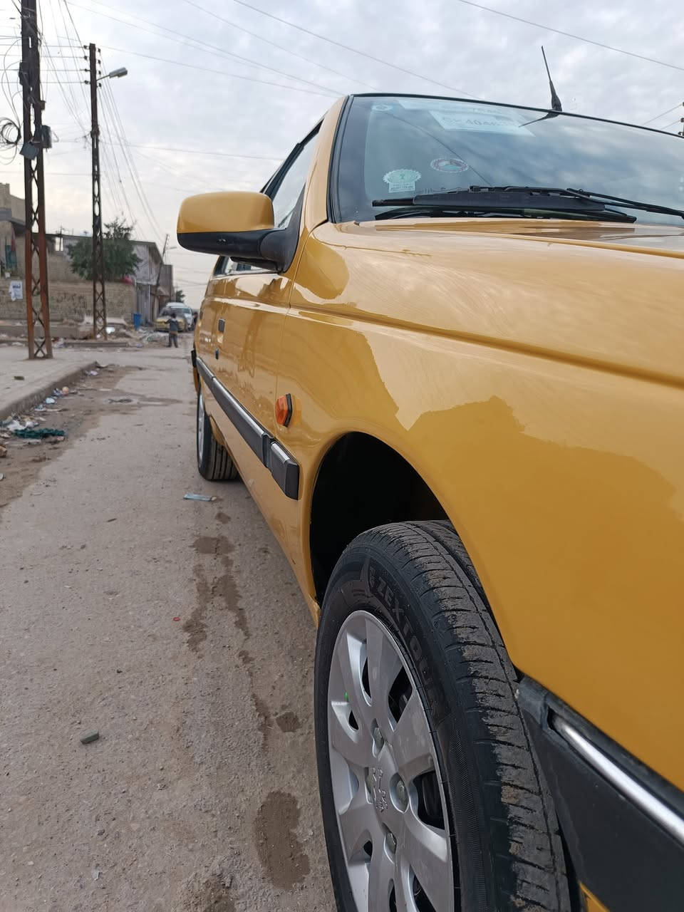 السلام عليكم لميس 16 مكينه وكير كفالة تبريد تخم تاير كهربائيات فول صدر امامي خلفي مكفولة من الضربه بيه صبغ قطعتين سنويه جديدة هيئة مصفرة غرامات ما عليهه  السعر 48بيه مجال ***********بغداد
