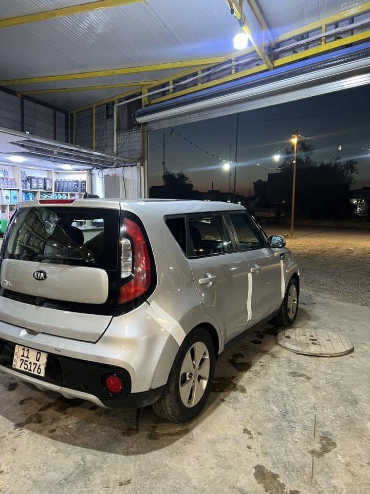للبيع كيا صول 2019 GT 🚘
اللون: رصاصي سلفر�الممشى: 158 ألف�المحرك: 2000 GT�الكير:AT
المواصفات:
 ● شاشة كاربلي
 ● كامرة خلفية
 ● تحكم ستيرن جهتين
 ● تدفئة وتبريد
 ● منظومة غاز
 ● تبريد مكفول
 ● كير مكفول
 ● محرك مكفول
الحالة:�بيها تلاث قطع  صبغ وقطعه تبديل نفس اللون شواصي مكفوله
السعر: 11,500$ قابل للنقاش بالمعقول�الموقع: بغداد
للتواصل واتساب:�***********
