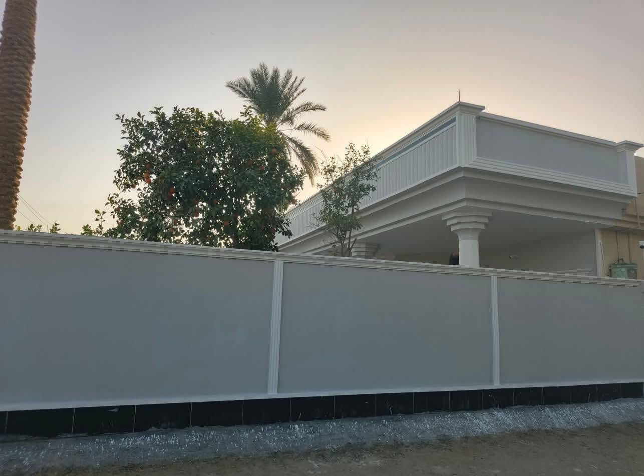 حاب تشتغل واجهيت بيتك او ديكور داخل البيت او صبغ وحاير خليه ورانه ولا تحتار كوادر اصحاب خبره عاليه واسعار مناسبه موقعنه كربلاء للتواصل ***********
