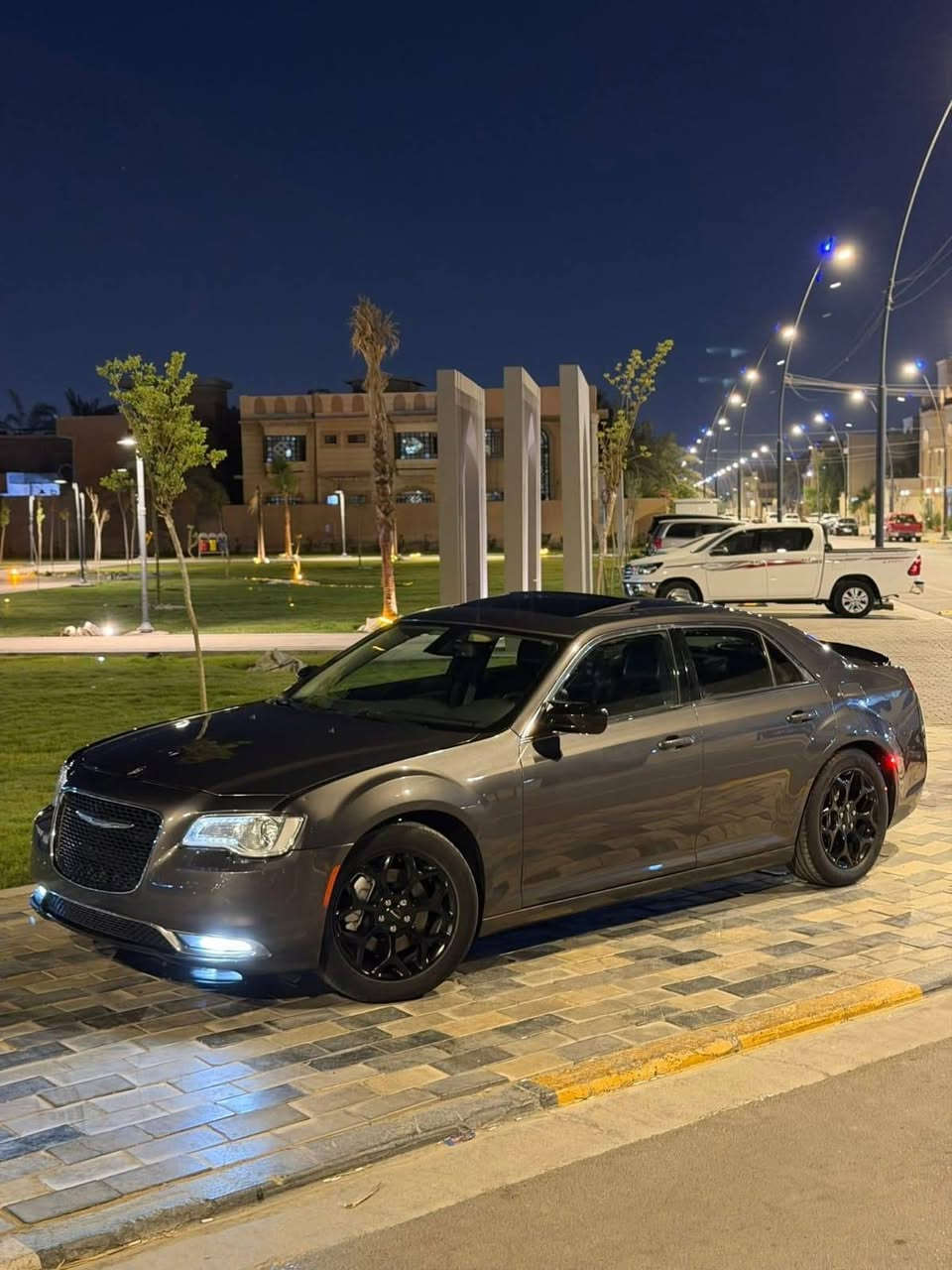 سلام عليكم
اوباما ادوات گصة جنطه  فقط
مكينة. 3600. جديدة 
تبريد ثلج  تخم تاير جديد
كشنات جلد تدفئة تبريد
سيارة حلوه ونظيفة  موديل 2020
ترايك ﮼وين ما يعجبك 
السعر 80 وبيها مجال شي بسيط 
ماتلگة ﮼هيج سعر وبيها قمارة
مكاني الديوانيه
***********
