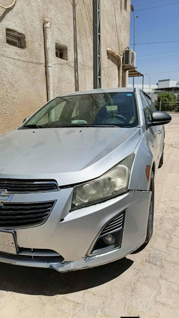 سيارة شوفرليت ٢٠١٣ وارد أمريكي
مكينه ١٨٠٠ بلادي مبدلة جديد 
حدادية كله من الزينه 
جانت مصبوغة عام بسبب جراد هذا موضح بلسونار
السياره اصولياتهه كامله باسم المشتري تحويل ثاني يوم 
صور الكفر مال سياره موضحه رقم ناصرية مكانها العمارة سنويه نافذه ل ٢٠٢٧
تاخذهه حسب القناعه 
سعرهه ٥٥ ورقه
رقم صاحبهه موجود واتساب هم
***********
