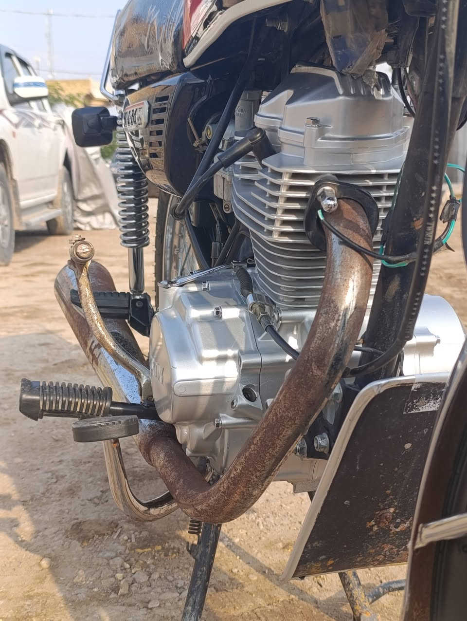 دراجه للبيع السعر مليون وبيه مجال 2023 نضافه نفس البصوره بيه خيط دخان لاستيك ولف دراجه ما مفتوحه ابد خاص متواجد وهاذ رقمي ***********
