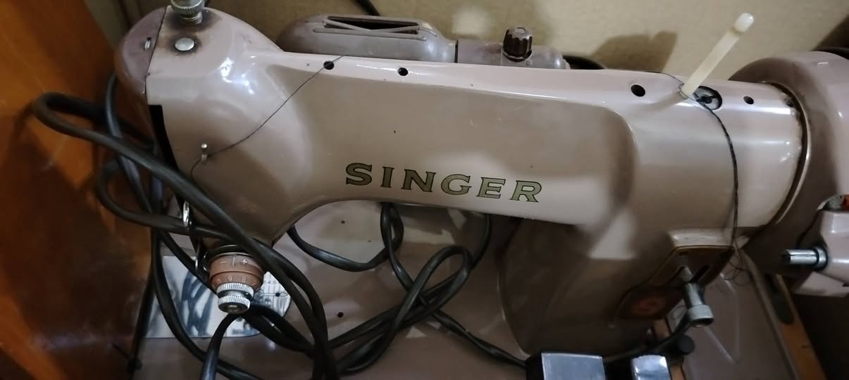 السلام عليكم مكينه singer لبيع غير مستعملة نهائيا السعر ١٦٠


**إذا كنت صاحب هذا الإعلان وتريد حذفه لأي سبب، رجاءا أرسل رسالة إلى الدعم الفني**