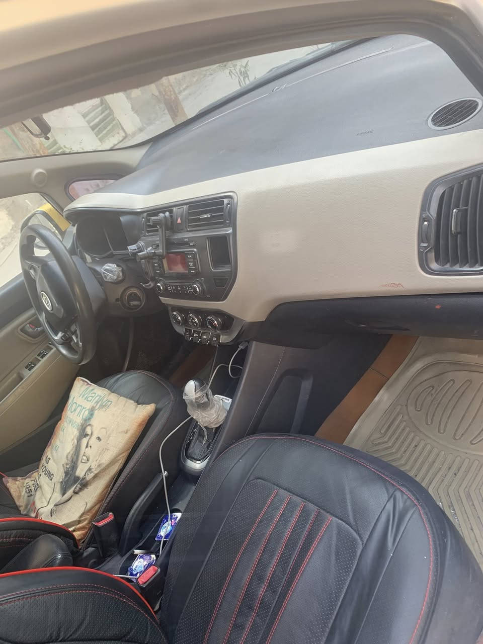 كيا ريو وارد امريكي محرك ١٦٠٠ سياره ليبل واحد تحكم ستيرن سعر ٧٢ سكنه بغداد ***********
