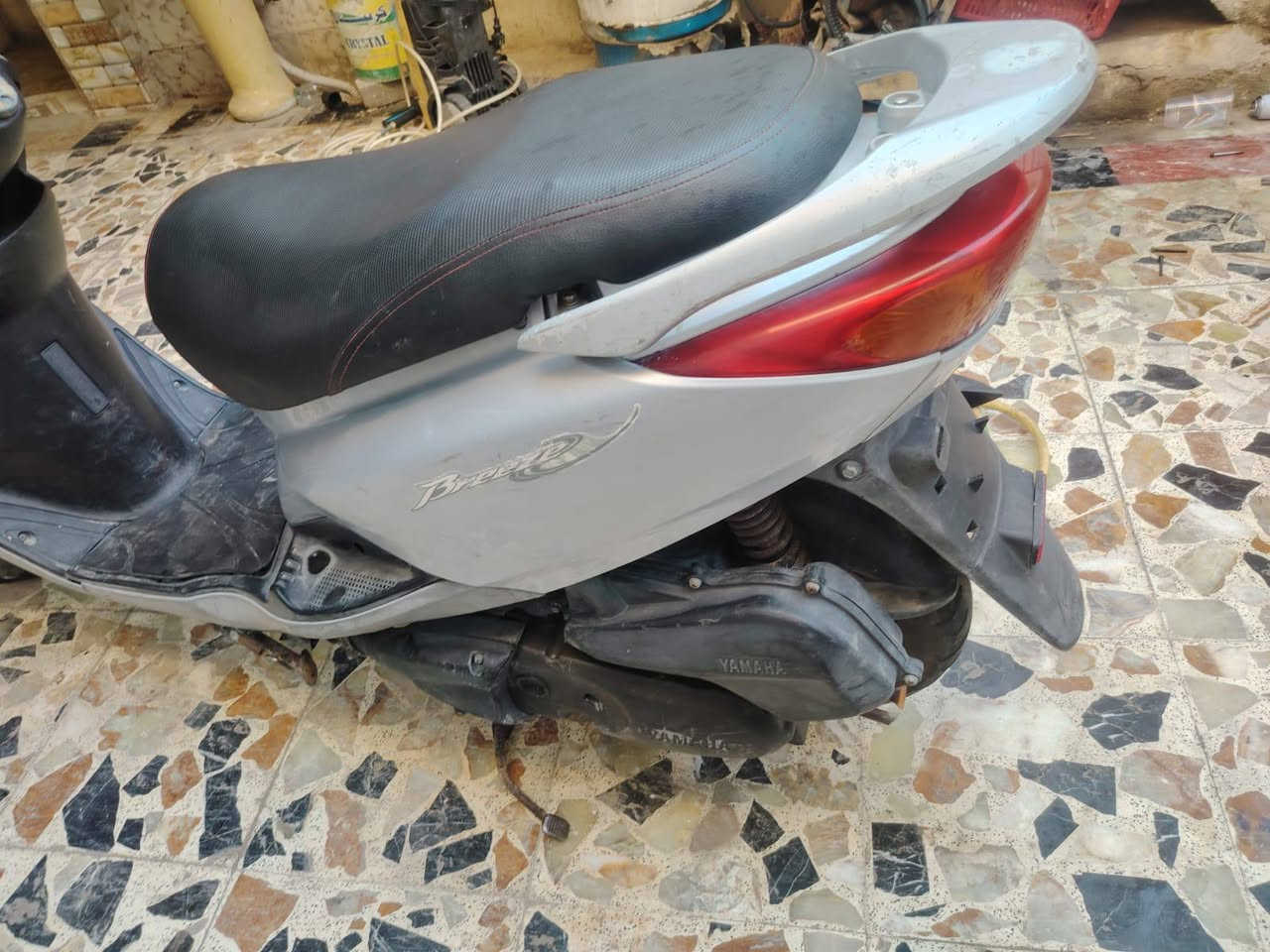 مكلف للنشر
درجه بريز نوزل درجه جديد ما صار هوي من نازله من رمبه 
السعر 800 وبيه مجال لشري مكان مدينه صدر لاستفسار ***********
