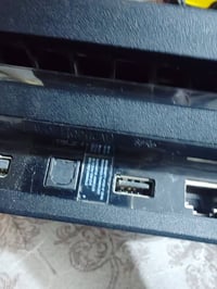 شباب عندي بلي فور برو هارد واحد تيرا نضام 9 جديد ونضيف حيل ولا مفتوح و...