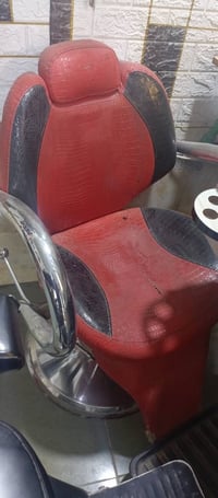 زوج كراسي • نضيفات جدا • كربلاء