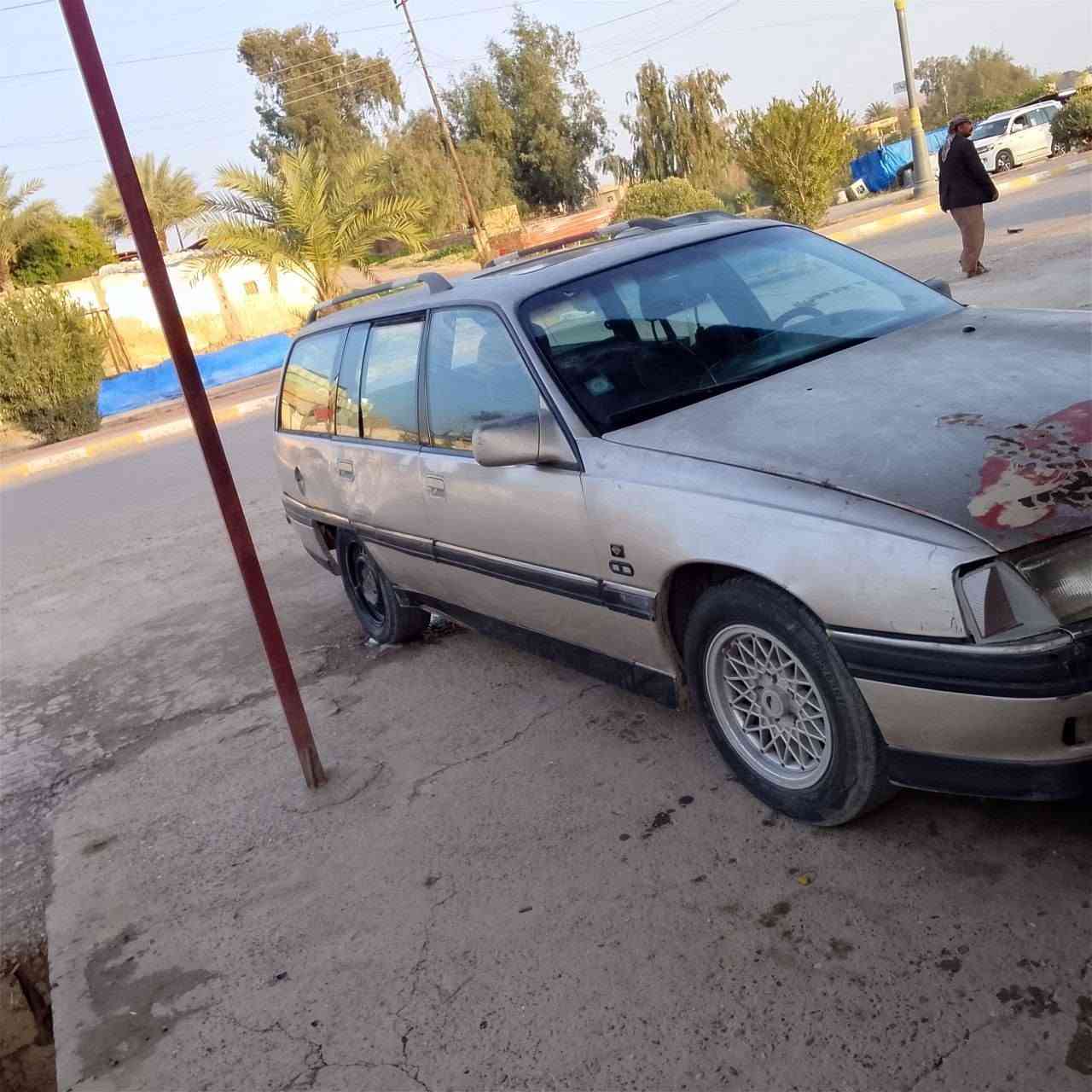 اوبل اوميكا  1992 ستيشن 
سنويه 28 صلاح الدين خصوصي
محرك 20 جديد
سعرها 18 ورقه
*********** مشروع وطني تحويل ثاني يوم
