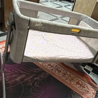 غراض للبيع كلش نضاف وحدد الله شاهد وماركه  كرسي طعام أطفال مابيه شي كل...