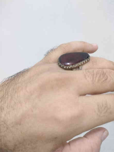 عقيق دلوة أو دمعة كرز الكرز 😍🍒🍒🍒💍للبيع اريده بسعر مناسب جدا خشن الخاتم ٣٥ فقط مكاني كربلاء يوجد توصيل لجميع المحافظات واتساب *********** /*********** 🍒😍💍🍒🍒🍒💐 كربلاء
