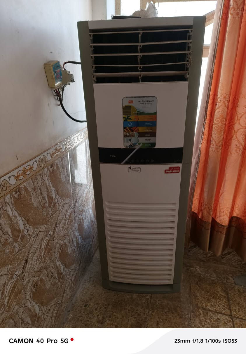 سلام عليكم للبيع سبلت كنتوري 3طن سبلت نضيف وشغال كلشي مابي  مامفتوح مع مروحة خارجية كامل 
مكاني نجف للستفسار اتصال فقط ‏‪***********‬‏
