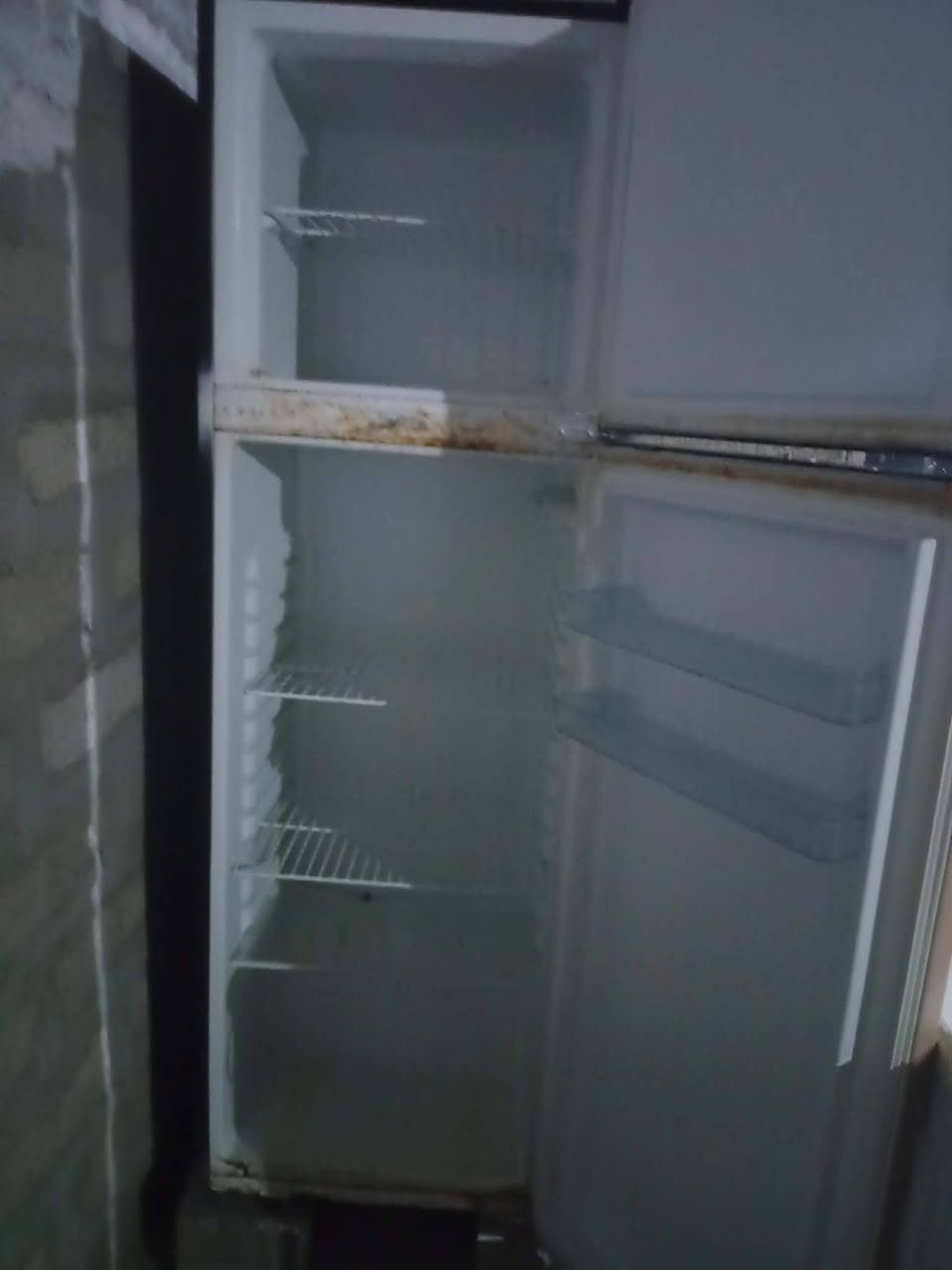 ثلاجه للبيع السعر 150 المكان تويم


**إذا كنت صاحب هذا الإعلان وتريد حذفه لأي سبب، رجاءا أرسل رسالة إلى الدعم الفني**