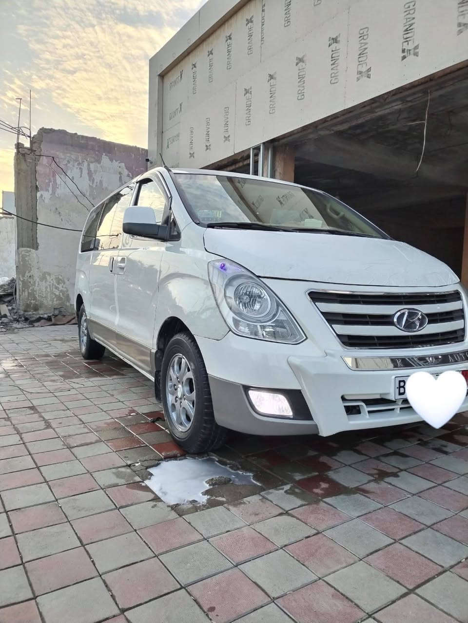 يالله سلام عليكم ورحمة الله وبركاته
ستاركس لبيع 2013 بيه صبغ جاملغ الخلفي الجهة اليمنه من جوه الكنر و جوه و مو كليته صبغ يعني 
و الباقي سياره مكفوله بيه بارد بس شي بصيط 
خارج داخل نضيف تبريد ثلج محرك مكفول كير مكفول سياره جاهزه مكانهة فلوجه الشراي يتصل ع رقم و تدلل اي ستفسار تصل عليه و بيك خير و تدلل 
*********** هاذ الكورك بي وتساب 
*********** هاذ مابي وتساب
