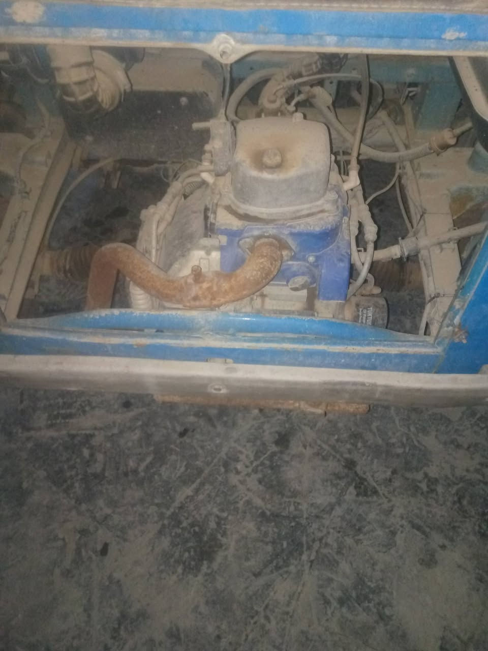 تكتك 20  محتركه وراق

كامله مكينه مكفواله ماليحته 

نار  سابقن مكفواله كفاله عامه 

شراي يخابر ***********

ويراسل هم متواجد مكاني حي طارق
