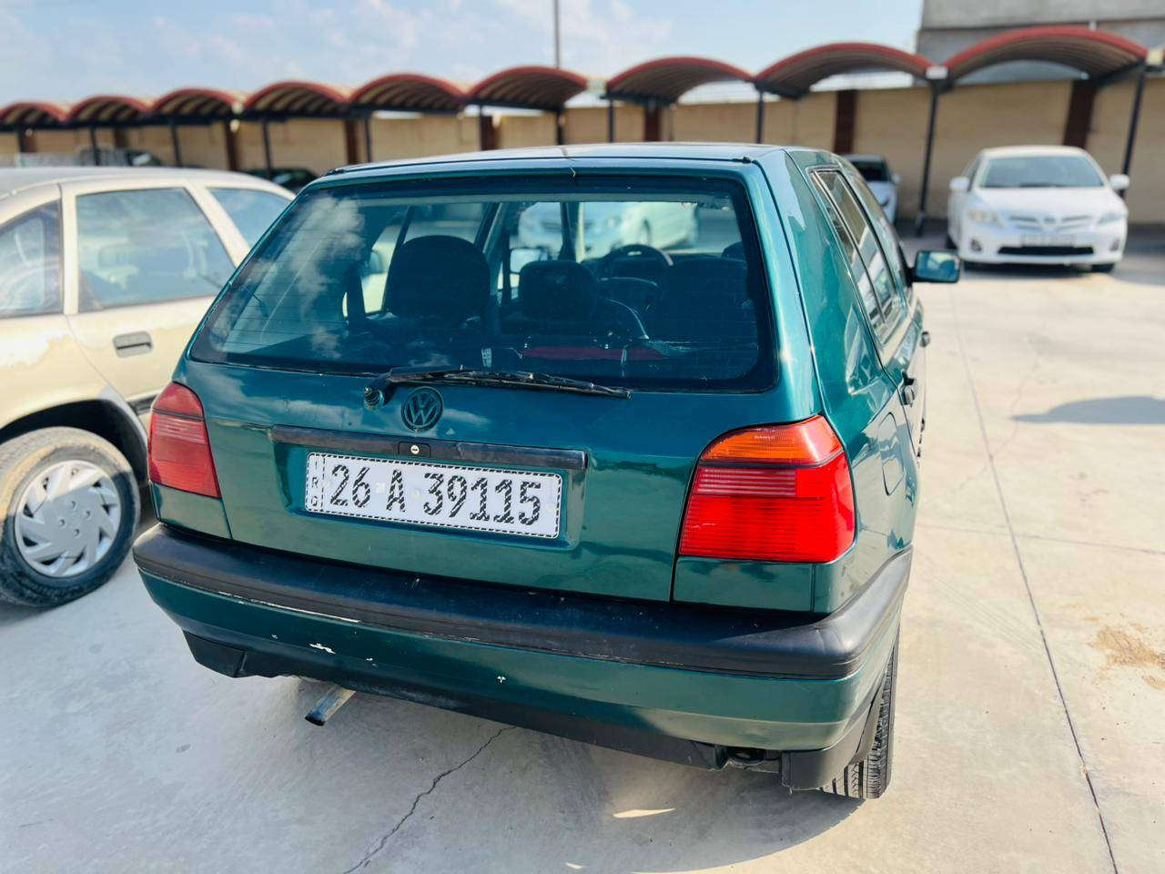 كولف موديل 95 بيها مكانت صبغ طخم تاير ويل كب صدر امامي خلفي السياره بسمي ما يعوزها ألف جديده ترهم مقدمه زينه وترهم قصاد شرط التحويل 
هاتف ‏‪0773 418 3493‬‏
