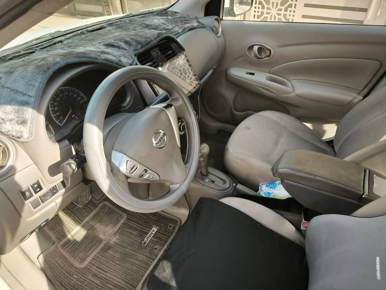 سلام عليكم سياره للبيع موديل ٢٠٢٠
سونار مرفوق بل صور مكلف بل نشر هذا رقم صاحبها ***********عنون بل غزاليه سعر ٨٥ بيها مجال سياره بسم شركه
