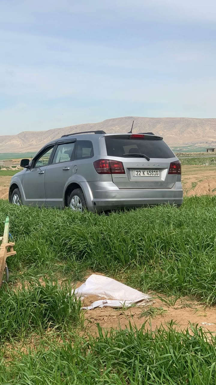 موديل ٢٠١٧ بيها٣ قتع صبغ برشوت دجبول ٢ مقعد رقم و سنوي جديد تحويل بشرت رقم موبايل *********** مكان دهوك دهوك, العراق
