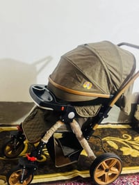 للبيع عربانة حجم كبير نضيفة جلوس و منام و  تتطبك و يدة من جهة الام0783...