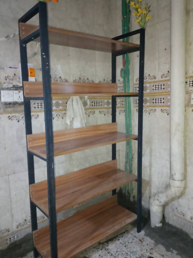 السلام عليكم عندي هذا الاثاث للبيع بسعر مناسب البلديات


**إذا كنت صاحب هذا الإعلان وتريد حذفه لأي سبب، رجاءا أرسل رسالة إلى الدعم الفني**