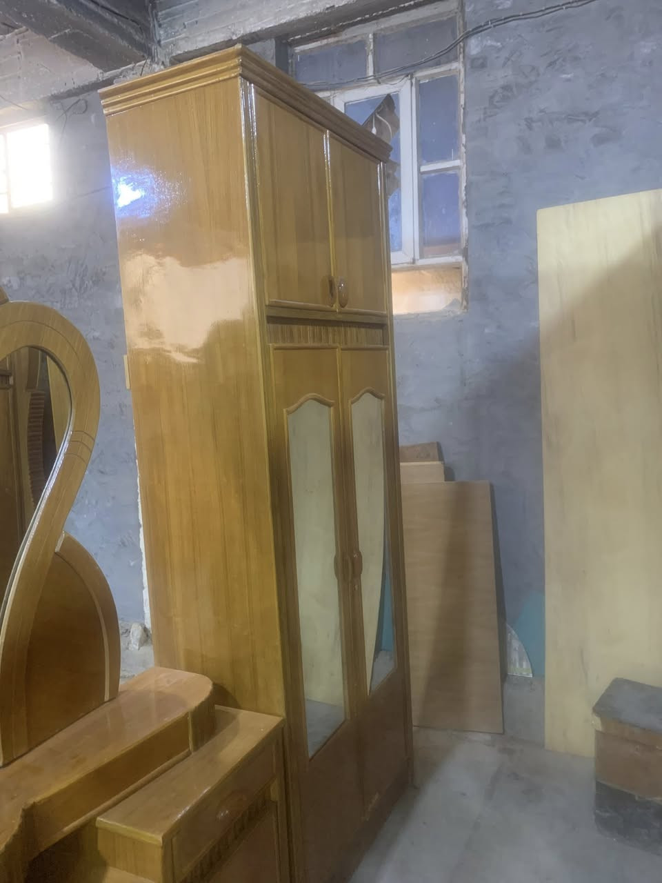 غرفه ست ابواب مستعمله الوجه 5ملم الداخل صاج الضهر جرجوبه 
السعر 950الف
العنوان حله شارع ابو القاسم مجاور جامع ابو القاسم
الرقم ***********
