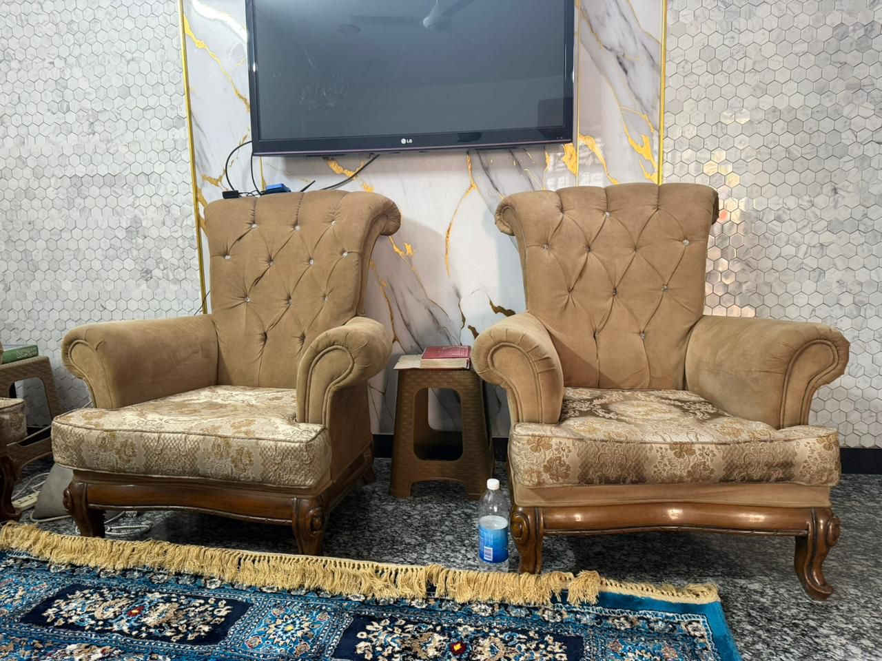 تخم تركي اصلي عشرة مقاعد السعر ٤٠٠الف دينار وبي مجال لشراي المكان الكماليه


**إذا كنت صاحب هذا الإعلان وتريد حذفه لأي سبب، رجاءا أرسل رسالة إلى الدعم الفني**