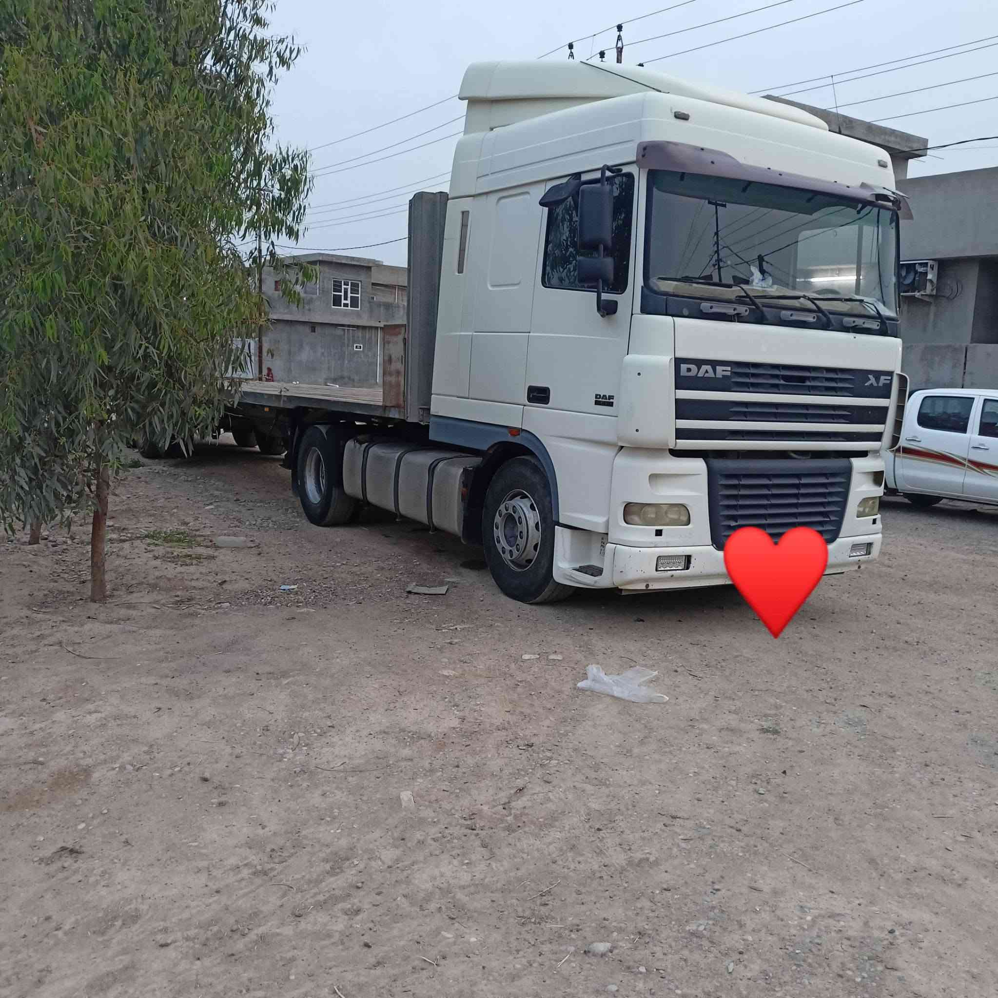 سلام عليكم سياره داف للبيع موديل 2004 رقم اسلمانيه سنويه جديده +هزه   شرط التحويل مواصفات السياره كير عادي رتايدر تبريد دبل مناميه محرك كير شرط ما مفتوح  عربانه تك تاير أوربي راس +عربانه تخم تاير اجناب عربانه 80 س،،  عنوان السياره قضاء طوز. ،،السعر ع الخاص رقم الهاتف ***********
