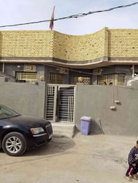 بيت البيع حي صحه 100مربع بناء حديث 07815364308