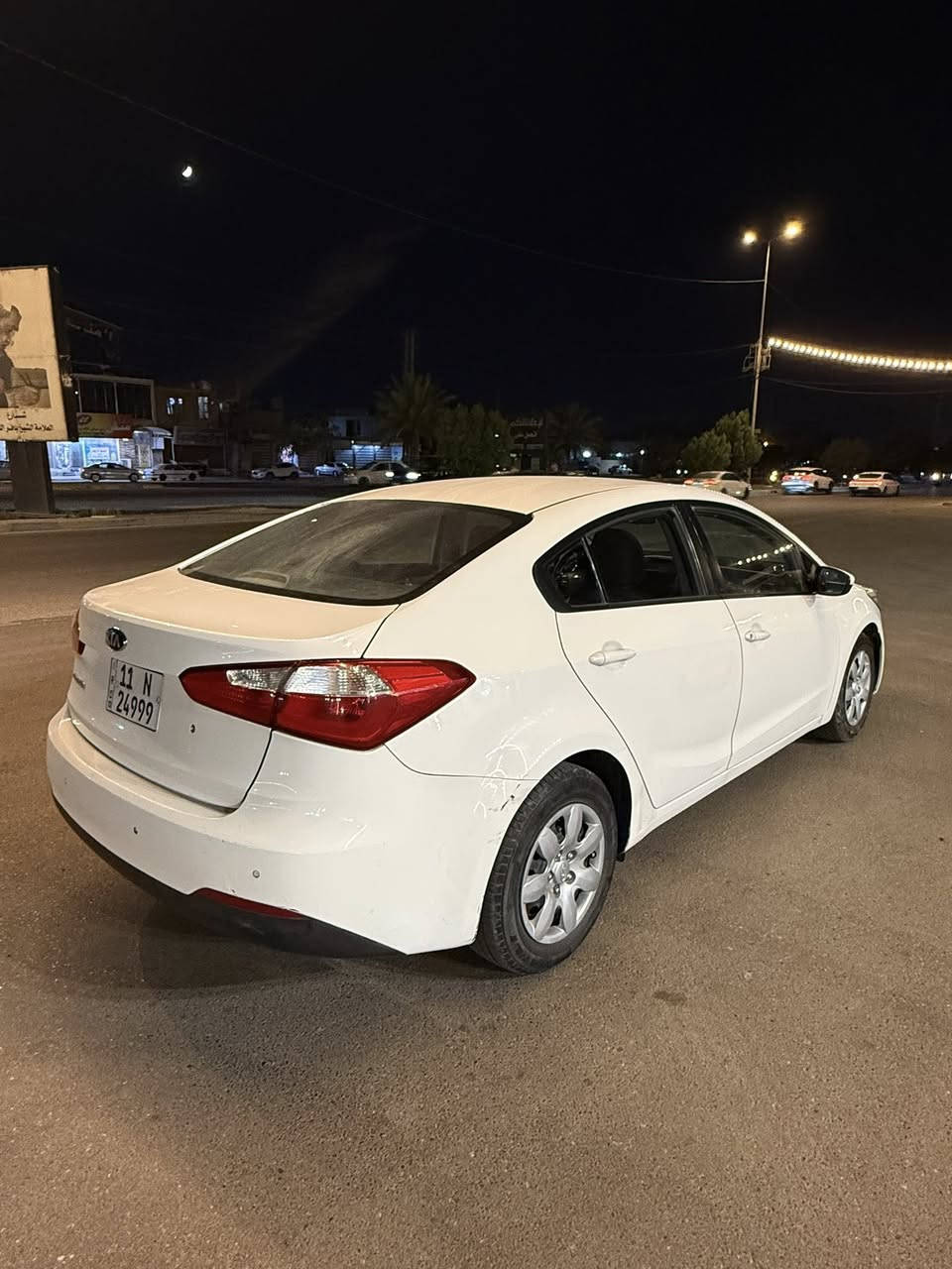 سلام عليكم سيراتو مديل ١٤ رقم بغداد باسمي مداور ثاني يوم سنويه  لل٢٩ رقم مميز محرك ٢٠٠٠ المرغوب 
السياره جاهزه تخم تاير تبريد ثلج بيه قطعه صبغ جاملغ امامي جهه العبري فقط 
للاستفسار ***********
السعر ١١٢ وبيه مجال للشراي
