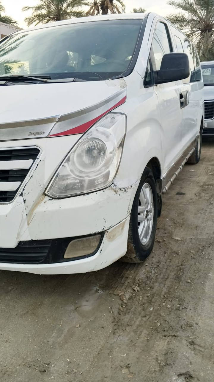 سلام عليكم ستاركس  موديل 2008 مفتوح سياره جاهزه مانقصهه اي شي سياره حلوه رقم ذي قار سعر 105 مكلف بنشر هاذه رقم صاحب سياره ***********
