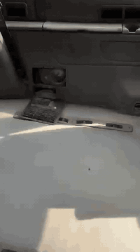 سيارة دوج كرفات1995
رقم نينوا المالك جاري بصره كير ومحرك كالوبر3000،كير اوتوماتيك ميكانيك الماكينه بيها تنقيص ول كير نمره ثالثه اتكفل بل اصوليات  العنوان البصره حمدان ،سعر25 وبيها مجال ،رقم الهاتف ،***********
