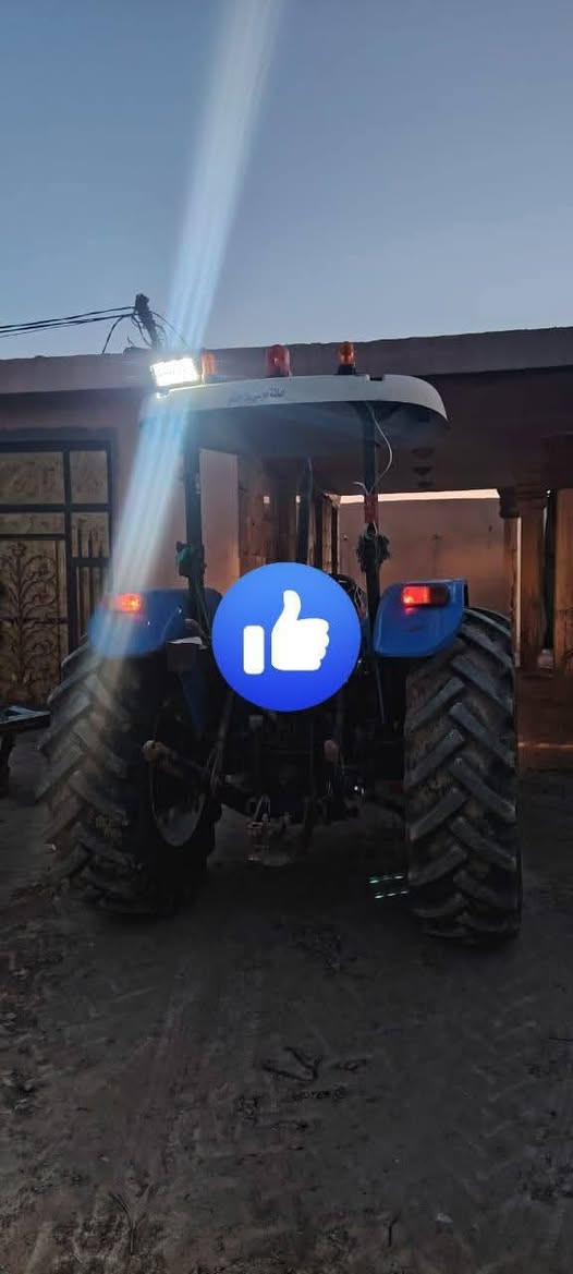 سلام عليكم مكينه نيوهلند حجم 80للبيع 2014
نتصل عليه رقم ***********
