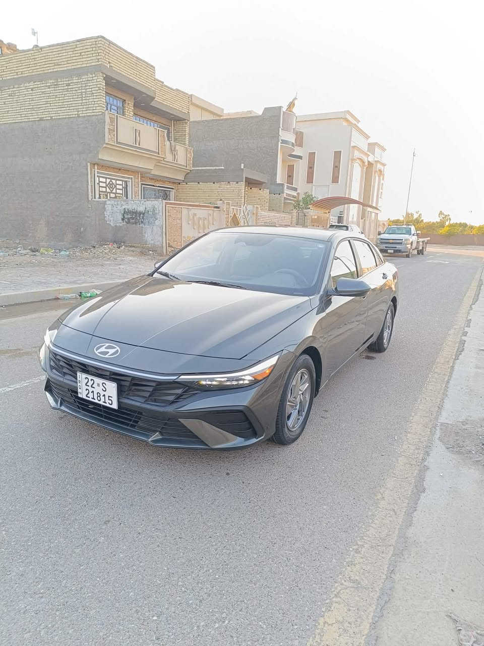 السلام عليكم
هونداي النترا للبيع موديل 24 رقم اربيل الجديد 
دخول جديد البارحه اترقمت حادث السياره قبق الصندوق صبغ فقط بجم كبس بدون ارباك  بدون دواخل 
المواصفات 
شاشه الكتروني 
لد نهاري + لايت زنون 
فول تحكم استيرن
ثلاث انظمه قياده
رادار امامي 
ويل كب توقف ذاتي عنده الاقتراب 
محرك 2000 دوش بانزين فقط
وباقي المواصفات المعروفه 
مكان السياره
الهاتف ***********/***********
