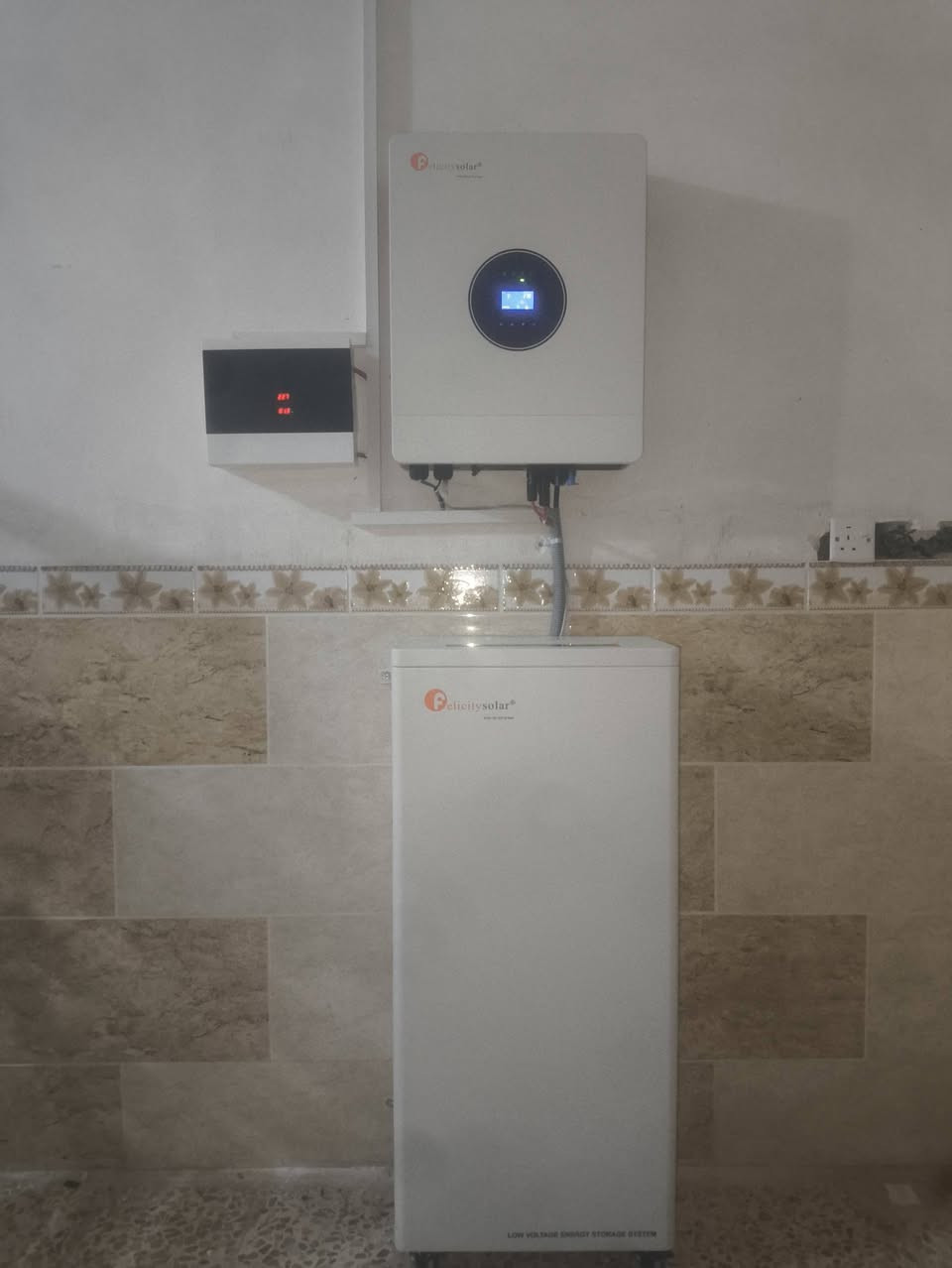 بسم الله وعلى بركه الله تم افتتاح مكتب الاعتماد للطاقة الشمسية
استثمر في طاقة المستقبل مع الطاقة الشمسية!
ودّع فواتير الكهرباء المرتفعة، واستمتع بمصدر طاقة نظيف، اقتصادي، ومستدام.
✅ توفير كبير في تكاليف الكهرباء
✅ طاقة متجددة وصديقة للبيئة
✅ عمر افتراضي طويل مع صيانة بسيطة
✅ زيادة قيمة العقار واستقلالية أكبر في الطاقة
ابدأ اليوم، واجعل أشعة الشمس تعمل من أجلك!
📞 تواصل معنا الآن للحصول على استشارة مجانية وعرض سعر يناسب احتياجاتك، ودعنا نساعدك في الانتقال إلى طاقة أكثر ذكاءً واستدامة.:

"هل تبحث عن أفضل حلول الطاقة الشمسية بأفضل الأسعار؟

لدينا كل ما تحتاجه من منظومات الطاقة الشمسية، بجودة مضمونة وأسعار تنافسية.

✨ نوفر أسعار الجملة والمفرد لتناسب الأفراد، والشركات، وأصحاب المحلات.

مع استشارة مجانية، وتركيب احترافي، وخدمة ما بعد البيع.

☀️ لا تنتظر... ابدأ التوفير اليوم، واستثمر في طاقة تدوم لسنوات.

                   منزلي / زراعي / تجاري 

الموقع: مجاور جامع قباء  السايدين المؤدي إلى محطة وقود أكد  

   للاستفسار الاتصال على/ 📞 ***********
