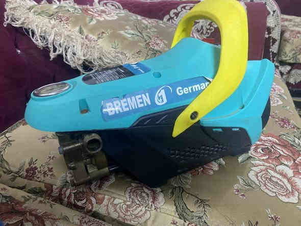 السلام عليكم فاره غسل شركه بريمن ألمانيا شغاله 100/100 بس بيه واير ماله مطوع للبيع بدون صونده و مسدس السعر 40 الف بيه مجال الله شاهد اني اشتريته 120 الف مكاني بغداد البلديات صحفيين رقم تلفون ***********
