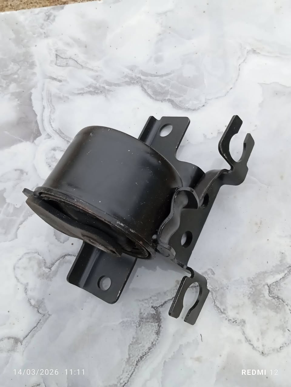 سلام عليكم اذان محرك وغراض فورد سكيب للبيع
التواصل ***********
