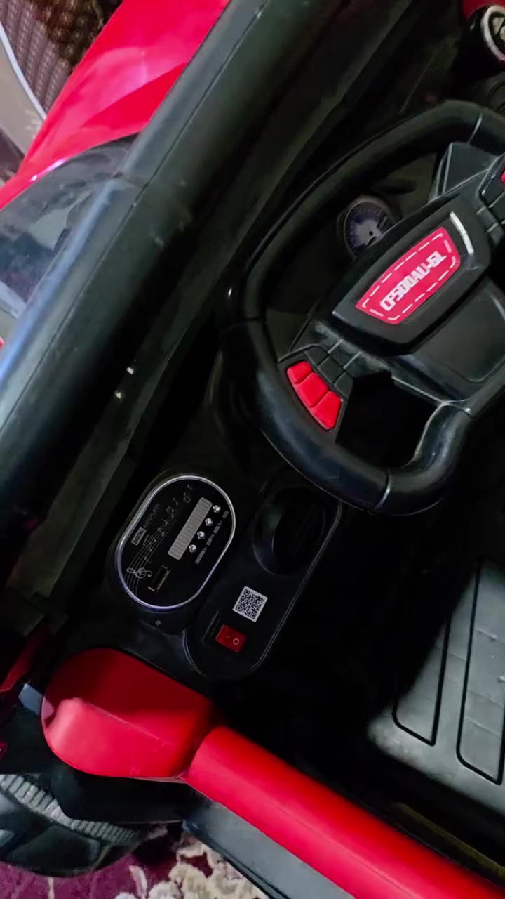 للبيع ضخمه ونضيفه تحمل ٨٠ كيلو وأكثر اخذناه ب ٣٠٠
ابيعه ع ١٥٠ 
***********
