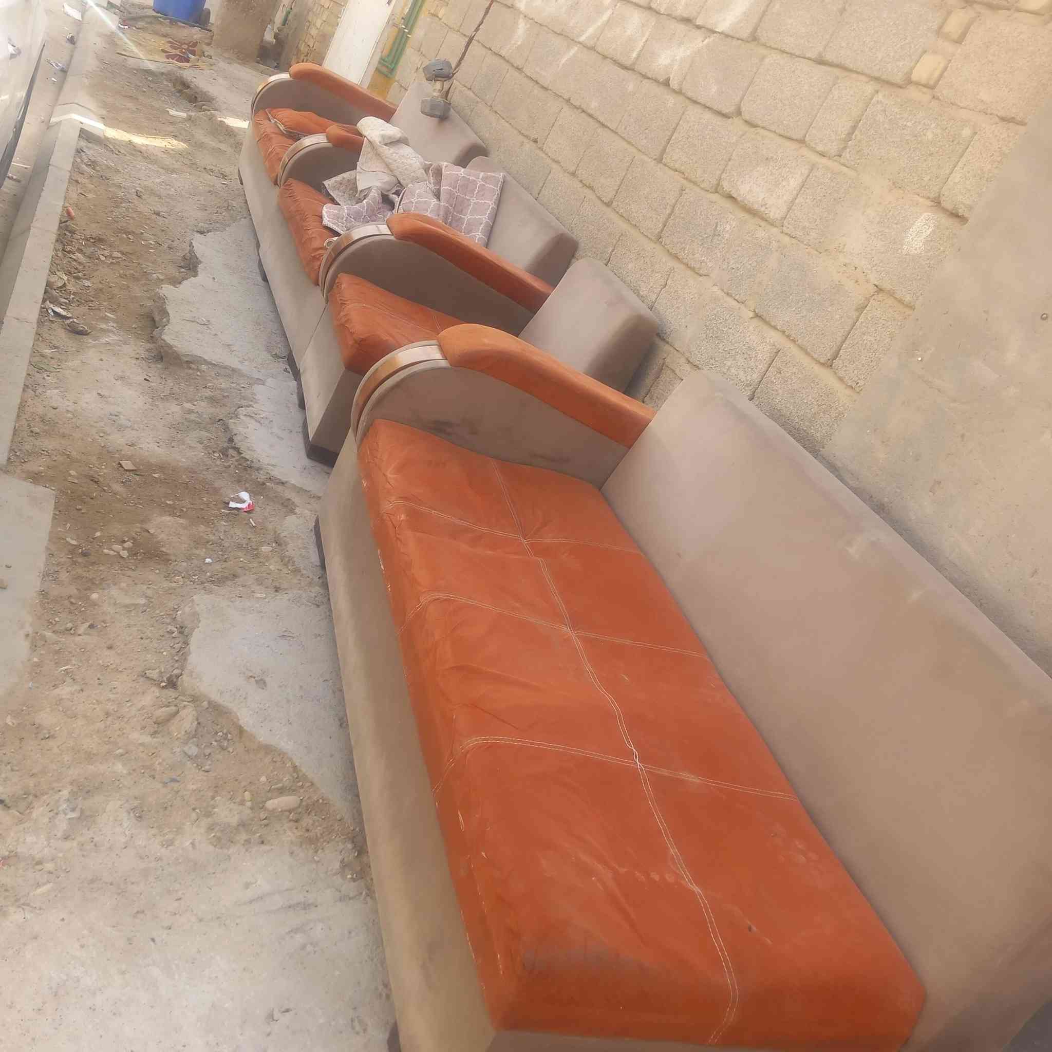 للبيع طباخ شغال ***********
