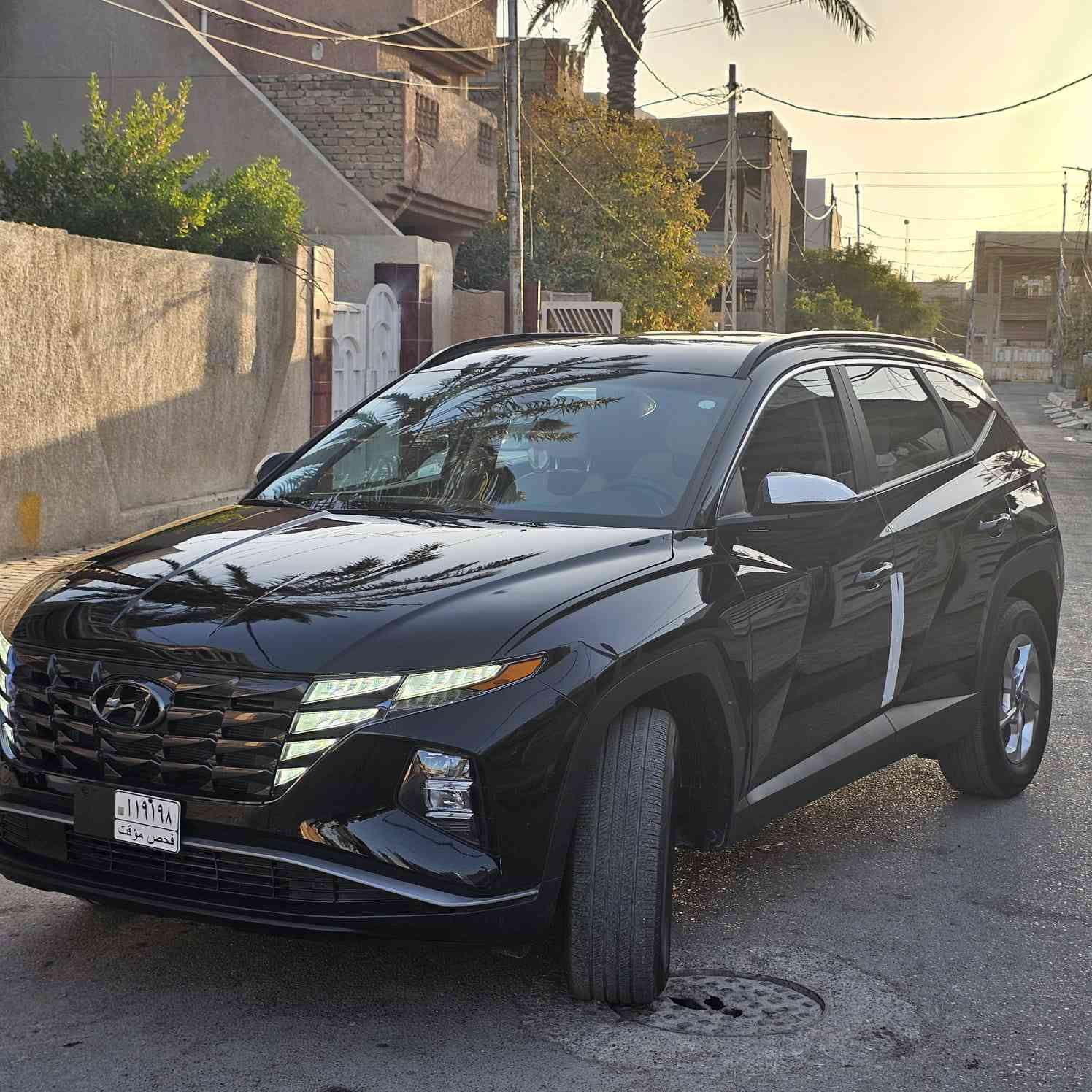 السلام عليكم
للبيع او مراوس مع جيب مع الفرق 
توسان موديل 2023 سياره جديده حيل معنئ كلمه حتى من شخط ماشيه 17 كيلو محرك كير صدر كله جديد ومال شركه 
السياره مكفولة من كلشي عدا البنيد الضربه كلشي بسيطه وصطحي يعني بس حافت البنيد وانضرب اكلير كله فقط وايرباك استيرن وامرجع سستم حتى الداعاميه ابلاديه 

المواصفات
فول الفول ماعدا الفتحه يعني كشنات جلد تدفئه كشنات قطعتين تبريد شاشه كار ابلي شاشه اعطال لايت زينون لايت خلفي لد متصل صندوك كهرباء كشنات كهرباء بعد معروفه 
رقم بغداد هزه وسنويه كلشي جديد وبسمي شرط التحويل 
للبيع او مراوس اي استفسار اتصل وتدلل 
*********** واتساب موجود
السعر بدون زحمه راسليني واتساب وتدلل او اتصل وشكرا
