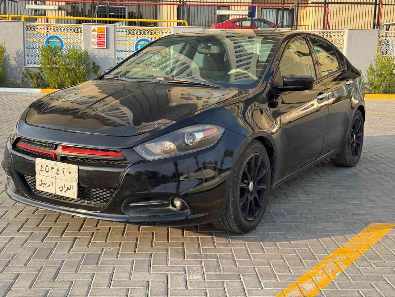 السلام عليكم 
دوج دارت 2016 
حادثها جاملغ وبنيد 
سياره جاهزه بدون نقص 
مكانها بغداد حي الجهاد مواصفات 
محرك 2000
تحكم ستيرن جهتين 
السعر 90 $
رقمي *********** بغداد, العراق
