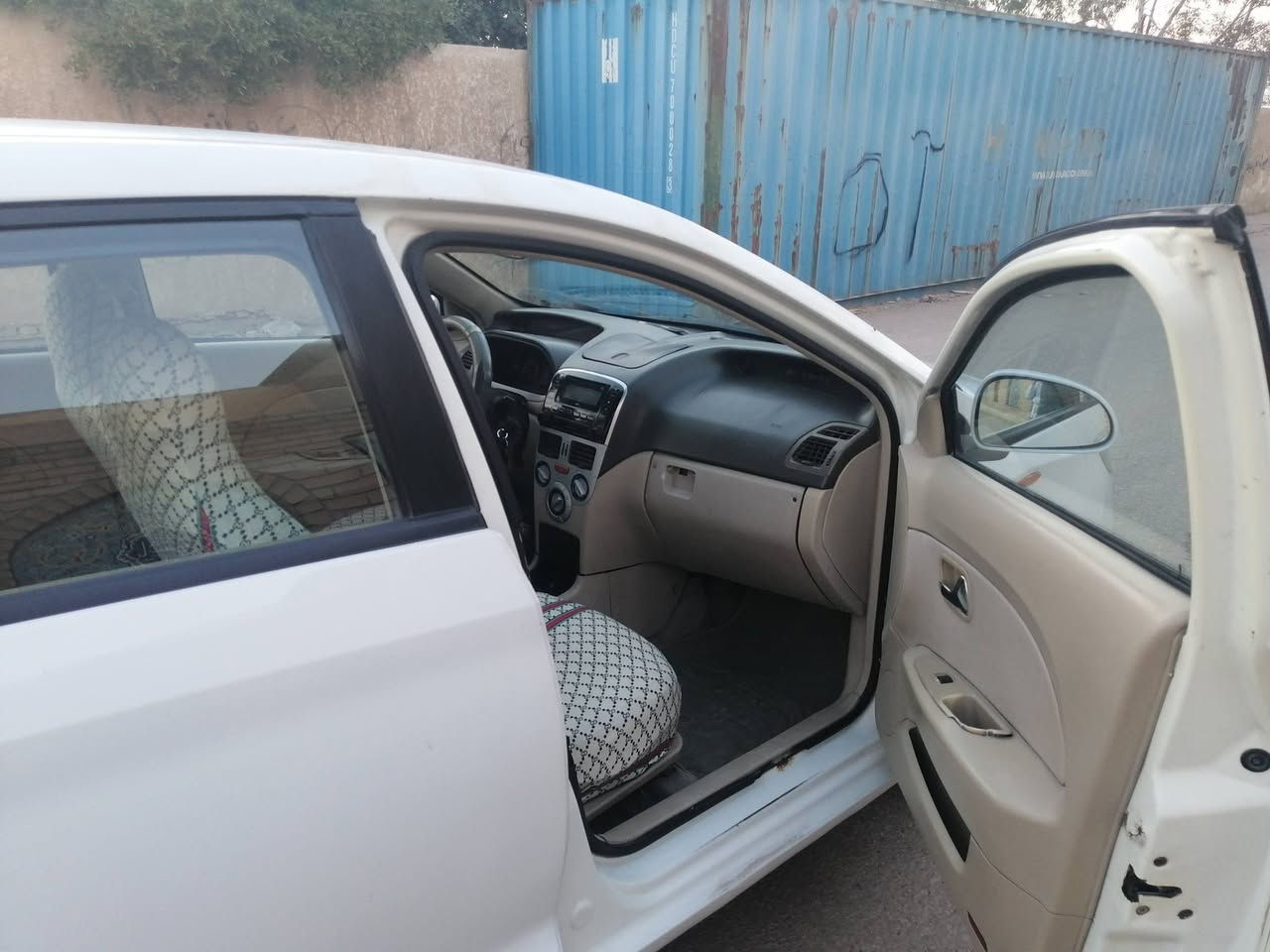 سلام عليكم فلاوين 2013
محور كورلا بيكاتشو 1800 سيارة خير من الله تبريد شغال السعر 40 وبيه مجال مكان السيارة نجف
***********
