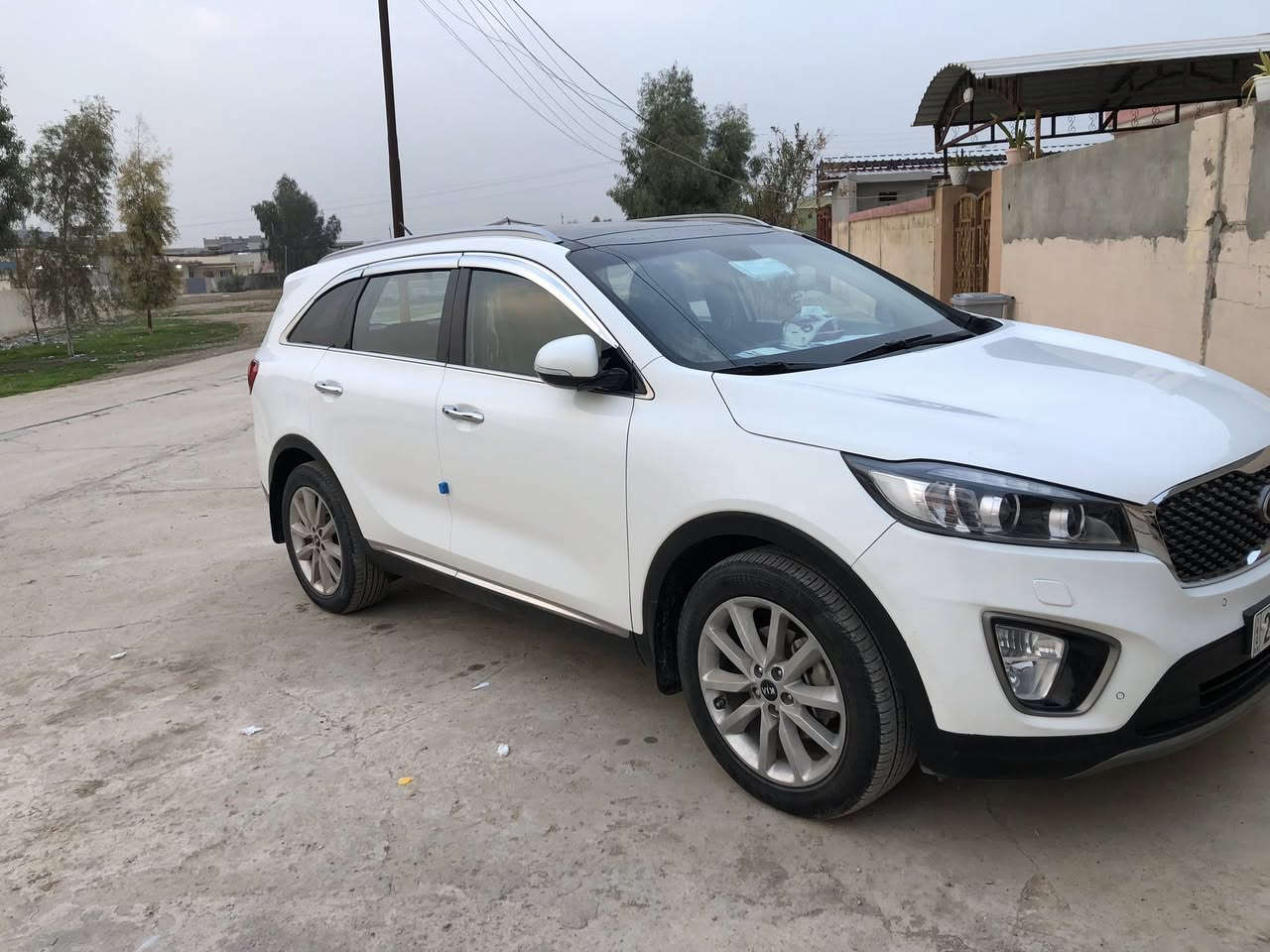 كيا سورينتو
موديل 2017 خليجي
محرك 6
ماشيه 125 
7 راكب
تبريد 3 قطع
فول موصفات
بنوراما 
شنات جلد 
صندوق كهربائي
بردات خلفي 
ليد زنون
مرايات شفط
ابوب ترحيب
سياره جديده صبغ مابيها 

مكان السياره موصل 

رقم كورك ***********
رقم اسيا ***********
