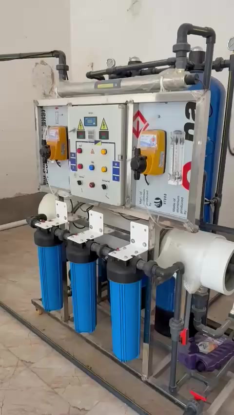 السلام عليكم 
معمل تصفية مياه / للبيع مستخدم شي قليل بعده نضيف جداً افضل نوعيه فول أوتوماتيك ما ناقصه شي اخذته من مركز القمه
مع تانكيات عدد 4  حجم التانكي الواحد 2000 لتر ....
المحطه تصفي بل ساعه الف 1000لتر
السعر  5 مليون ونص وبي مجال ويرهم مراوس على أي شي حسب الاتفاق
للاستفسار  الاتصال 0707294793 او مراسله الصفحه


**إذا كنت صاحب هذا الإعلان وتريد حذفه لأي سبب، رجاءا أرسل رسالة إلى الدعم الفني**