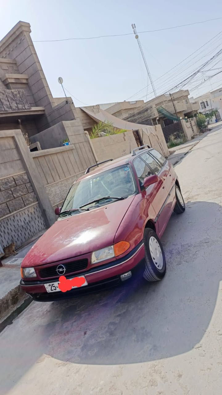 سلام عليكم اوبل استرا 16 ستيشن قايش عريض كير عادي موديل 93 رقم كركوك سياره نضيفه بدون ضربه مصبوغه عام جماليه سنويه جديده بطاقه بانزين بي عنوان السياره كركوك باقي التفاصيل (بالخاص) او الاتصال بالرقم ***********

