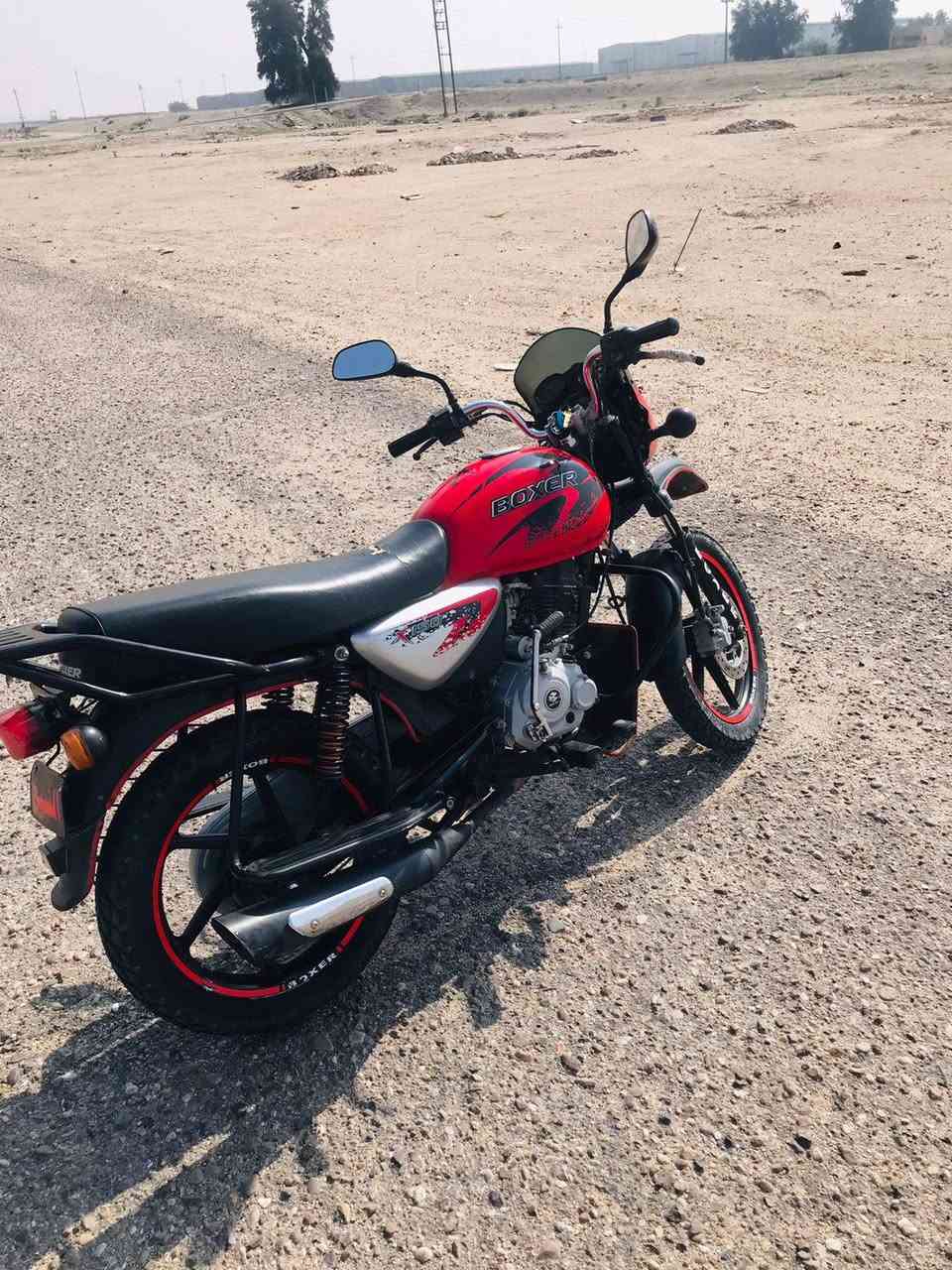 اللبيع دراجه بوكسر
مديل 2021
وراق 
دراجه كامله من كلشي 
بيهه خيط تبخير قليل فقط 
السعر 1350
رقم صاحب الدراجه ‏‪0782 184 2714‬‏
