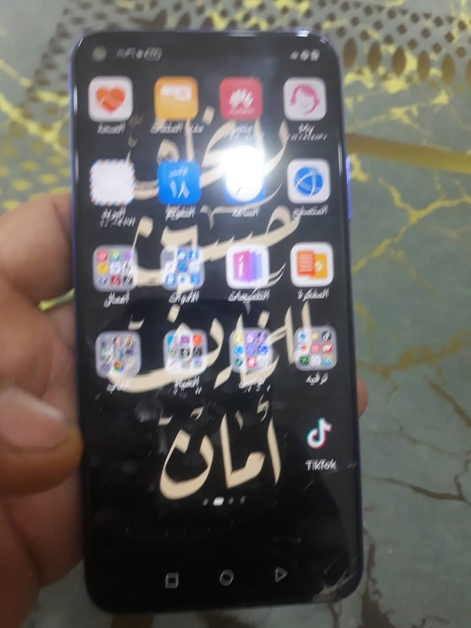 مبايل نوع هواوي سعره ٧٥ اوبي مجال 
سماعه جديده مستعمله  فول مواصفات واير ابلوتوث السعر ١٠ تالاف قفل 
ساعه جديده مامستعمله طلاء ذهبي حجم كبير مال ايد خشنه سعر ١٠ قفل 
الشراي يتصل على الرقم  ***********
