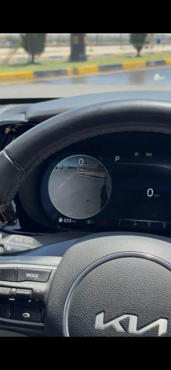 Kia k5
2023

58.000km

خليجيه

وكاله نم 

مكينه2.5 تنفس طبيعي

فول مواصفات

داتاشو 

5 كامرات 

كشن كهرب حار بارد

بانوراما 

للتواصل ***********
بدون صبغ بدون حادث
